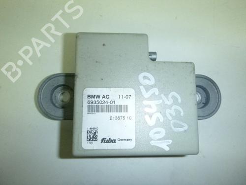 Used Electronic module BMW 3 Touring (E91) 330 xi (272 hp) 25828435