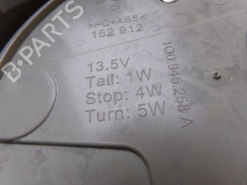 Right taillight VW EOS (1F7, 1F8) 2.0 TDI | BP32837439C35  - Image 6