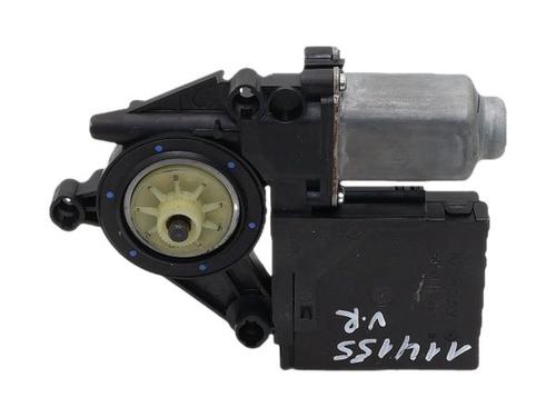 Used Right front window motor Right front window motor VW GOLF V (1K1) 1.9 TDI (105 hp) 39893612 39893612