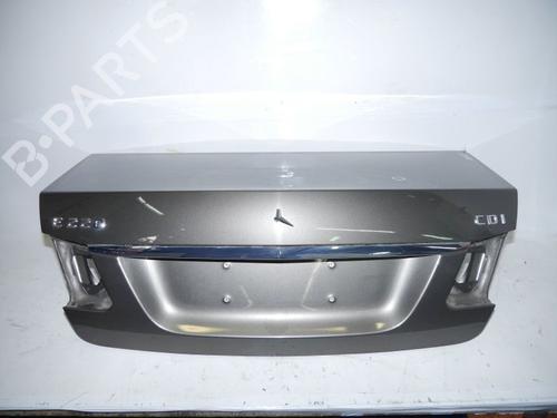 tailgate-mercedes-benz-e-class-w212-2009-2010-2011-2012-2013-2014-2015-2016-32825620 main image