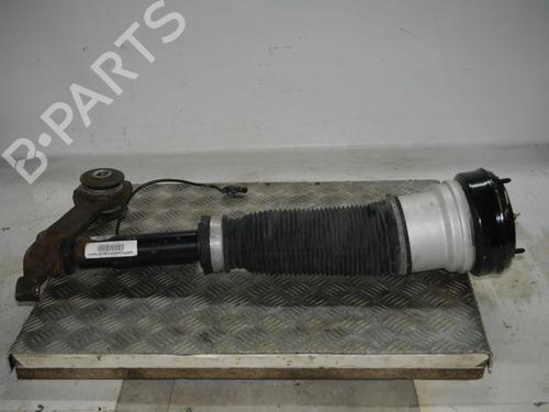 Used Right front shock absorber Right front shock absorber MERCEDES-BENZ S-CLASS (W220, V220) S 430, S 430 L (220.070, 220.170) (279 hp) 33560753 33560753