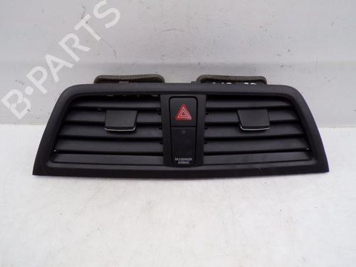 Used Air vent Air vent SUZUKI SX4 S-Cross (JY) 1.6 AllGrip (AKK 416) (120 hp) 33298477 33298477