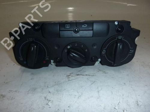 Used Climate control VW GOLF V (1K1) 1.4 16V (75 hp) 32635155