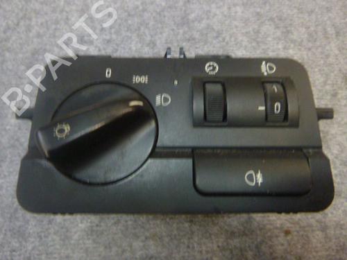 Used Headlight switch BMW 3 (E46) 330 d (184 hp) 24380258