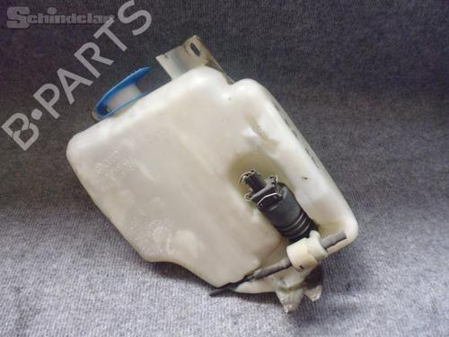 Used Windscreen washer tank VW GOLF III Variant (1H5) 1.8 (75 hp) 32821605