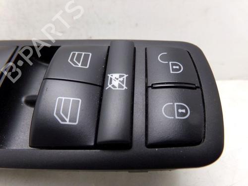 Switch MERCEDES-BENZ B-CLASS Sports Tourer (W245) B 180 (245.232) | BP31077003I30