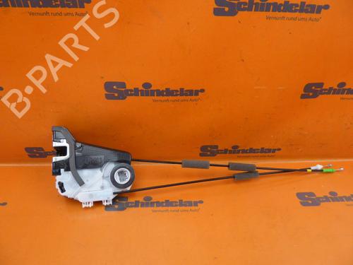 Venstre bagtil lås TOYOTA YARIS (_P21_, _PA1_, _PH1_) 1.5 (MXPA11) (125 hp) 33147299