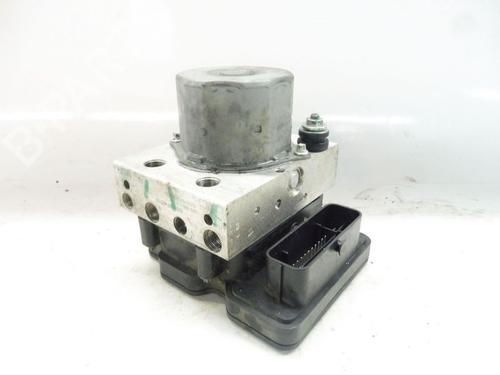 Used ABS pump TESLA MODEL X (5YJX) P90D AWD (772 hp) 33142708