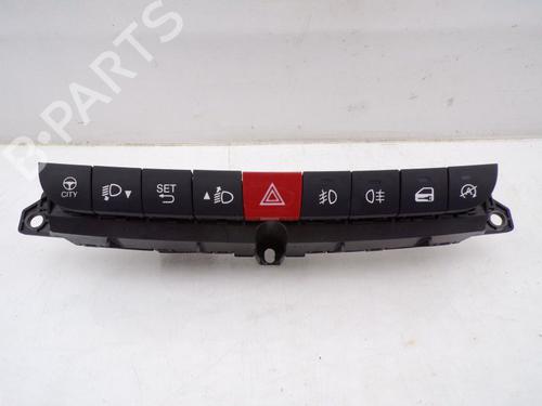Used Warning switch FIAT 500L (351_, 352_) 1.3 D Multijet (199LXY1A, 199LXY11) (84 hp) 32651415
