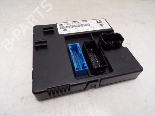 Used Comfort control module AUDI A6 C6 (4F2) 2.4 (177 hp) 30912097