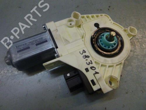 Used Electronic module AUDI A4 B8 (8K2) 2.0 TDI (143 hp) 24380234
