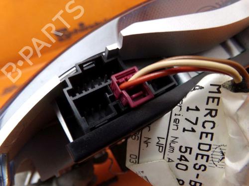 Interior roof light MERCEDES-BENZ SLK (R171) 200 Kompressor (171.442) | BP24870591I8 