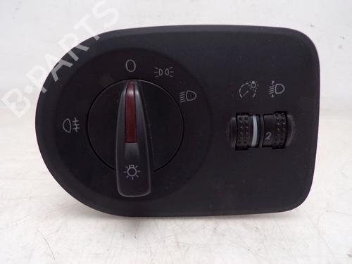 Commande de phare SEAT IBIZA IV ST (6J8, 6P8) 1.2 (60 hp) 32840389
