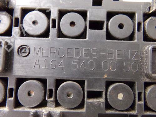 Fuse box MERCEDES-BENZ M-CLASS (W164) ML 280 CDI 4-matic (164.120) | BP30047460E1 