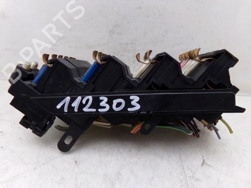Fuse box MERCEDES-BENZ E-CLASS T-Model (S124) E 200 T (124.079) | BP33155739E1 - Image 2