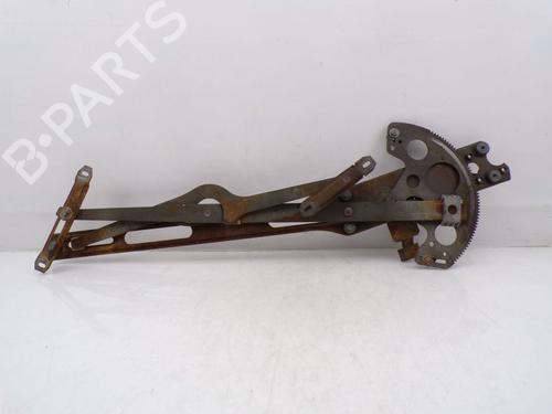 Used Front right window mechanism MERCEDES-BENZ SL Coupe (C107) 280 SLC (107.022) (185 hp) 32840437