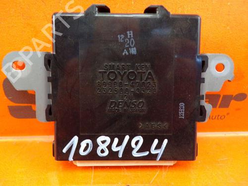 Used Control unit TOYOTA PRIUS Liftback (_W2_) 1.5 Hybrid (NHW20_, NHW20R) (112 hp) 24392534