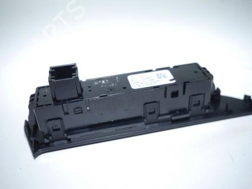 Switch BMW 1 (F20) 118 i | BP24387932I30 