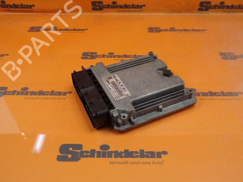 Motorstyringsenhet SEAT LEON ST (5F8) 2.0 TDI (150 hp) 32833737