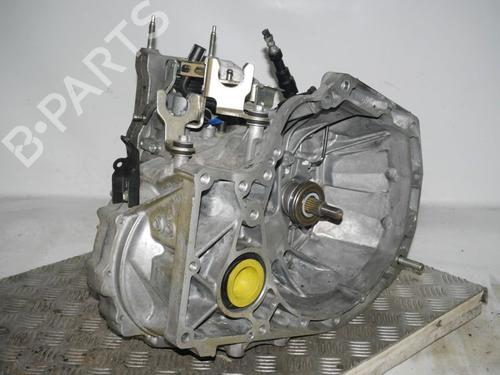 Versnellingsbak Versnellingsbak SUZUKI SX4 S-Cross (JY) 1.6 AllGrip (AKK 416) (120 hp) 35997222 35997222