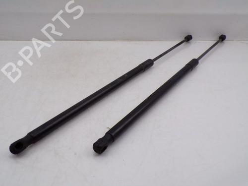 Used Tailgate lift support BMW 1 (F40) 118 i (136 hp) 31162214