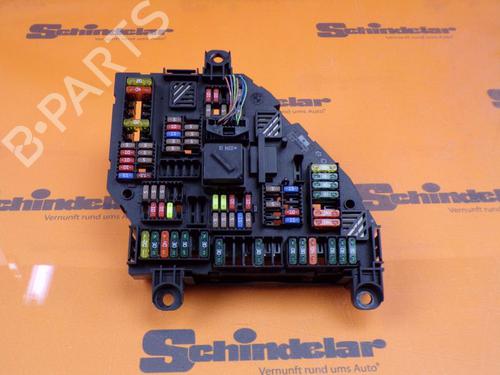 Caixa de fusíveis BMW 5 (F10) 520 d (184 hp) 32833219
