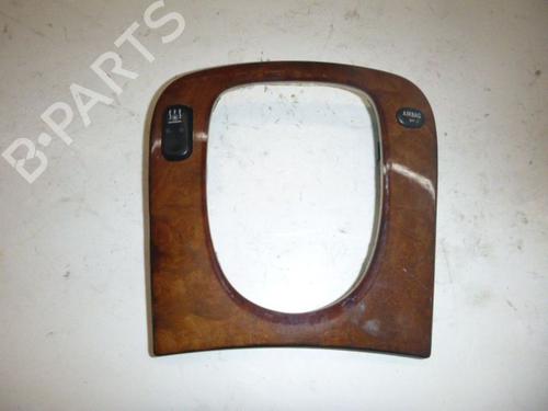 Midtkonsoll MERCEDES-BENZ S-CLASS (W220, V220) S 320 CDI (220.026, 220.126) (197 hp) 32636728