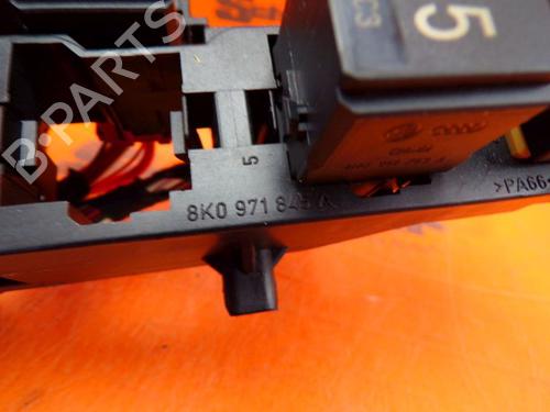 Fuse box AUDI Q5 (8RB) 3.0 TDI quattro | BP32643798E1 