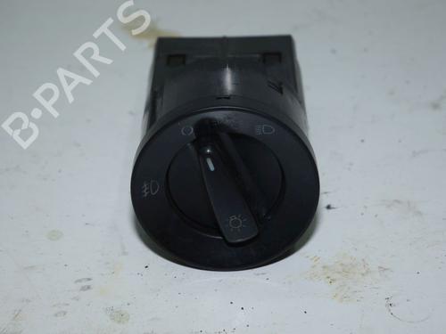 Commande de phare VW NEW BEETLE (9C1, 1C1) 1.9 TDI (90 hp) 24381330