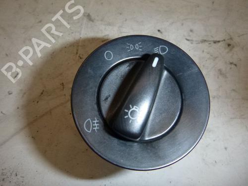 Used Headlight switch VW PASSAT B5 Variant (3B5) 1.6 (101 hp) 24383273