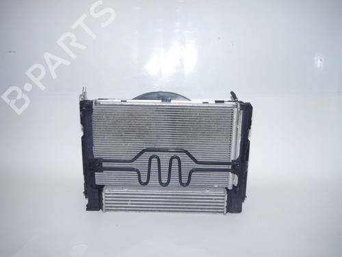 Used Water radiator BMW X1 (E84) xDrive 20 d (184 hp) 32638841
