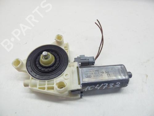Used Right front window motor PEUGEOT 307 Break (3E) 1.6 HDi (90 hp) 32826793