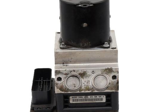 Used ABS pump ABS pump BMW 5 Touring (E61) 525 xi (218 hp) 34105068 34105068