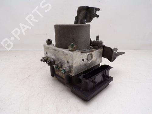 ABS Bremseaggregat RENAULT CLIO III (BR0/1, CR0/1) 1.6 16V (BR09, BR0T, CR09, CR0T) (88 hp) 33155261