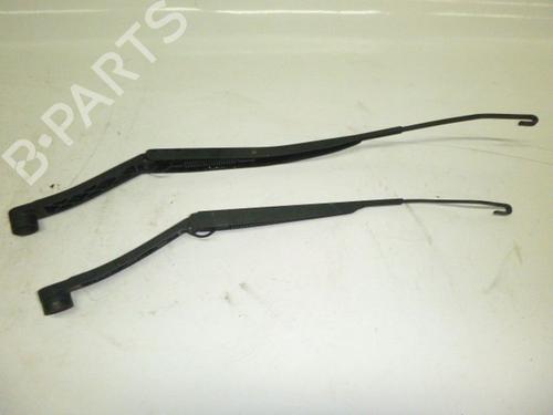 Used Front windshield wiper arm Front windshield wiper arm HYUNDAI H-1 Cargo (TQ) 2.5 CRDi (170 hp) 34412175 34412175