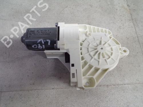 Used Left front window motor AUDI A4 B8 Avant (8K5) 2.0 TDI (143 hp) 24388024