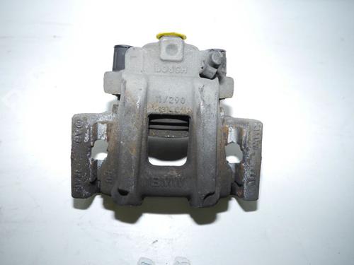 Venstre bremsekaliber bag BMW 1 (F20) 118 d (143 hp) 32827925