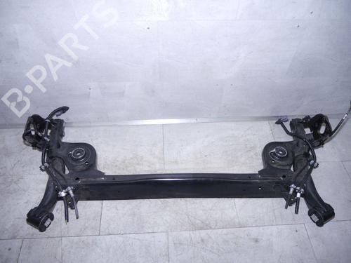 Bagaksel NISSAN JUKE (F16_) DIG-T 117 (117 hp) 32640342