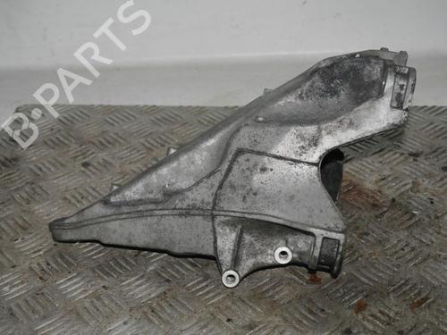 Used Engine mount Engine mount VW MULTIVAN T5 (7HM, 7HN, 7HF, 7EF, 7EM, 7EN) 2.5 TDI (130 hp) 35997386 35997386