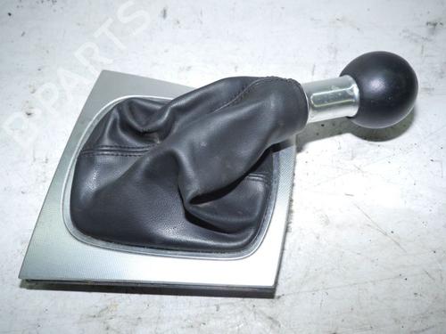 Used Shift knob AUDI A3 (8P1) 2.0 TDI (140 hp) 28363255