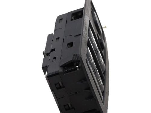 Switch BMW X3 (E83) 2.0 d | BP37080857I30 - Image 4