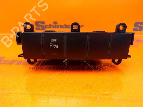 switch-mercedes-benz-a-class-w169-2004-2005-2006-2007-2008-2009-2010-2011-2012-32829709 main image