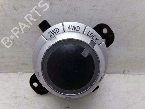 Used Switch MITSUBISHI OUTLANDER II (CW_W) 2.2 DI-D 4WD (156 hp) 33155530
