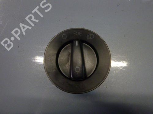 Used Headlight switch VW POLO (6N2) 1.4 TDI (75 hp) 32633930
