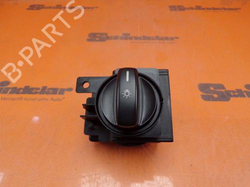 Used Headlight switch MERCEDES-BENZ A-CLASS (W169) A 150 (169.031, 169.331) (95 hp) 24412827