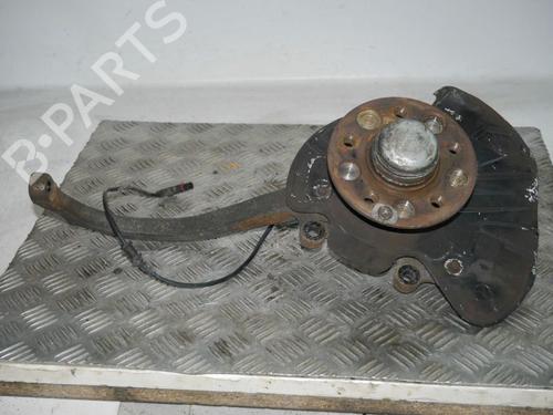 Used Right front steering knuckle Right front steering knuckle MERCEDES-BENZ S-CLASS (W220, V220) S 430, S 430 L (220.070, 220.170) (279 hp) 33560756 33560756