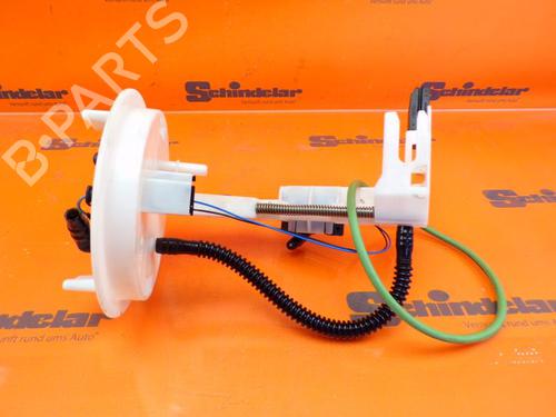 Used Fuel pump MERCEDES-BENZ C-CLASS (W204) C 220 CDI (204.008) (170 hp) 33147496