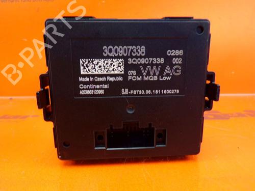 Used Control unit SEAT LEON (5F1) 1.4 TSI (150 hp) 32641993