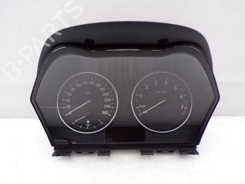 Multifunctionele display BMW 1 (F20) 116 i (136 hp) 33157352