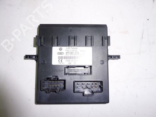 Used Electronic module Electronic module AUDI A6 C6 Avant (4F5) 2.7 TDI (180 hp) 33140984 33140984